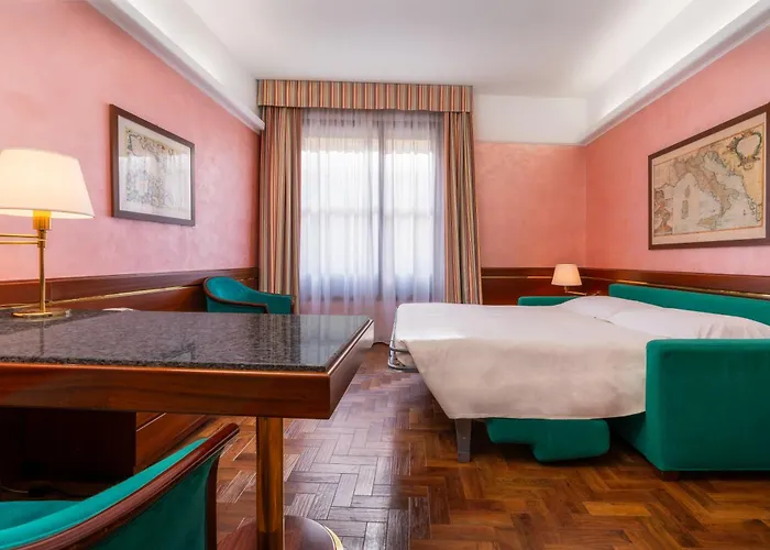 Hotel Crivi\'S